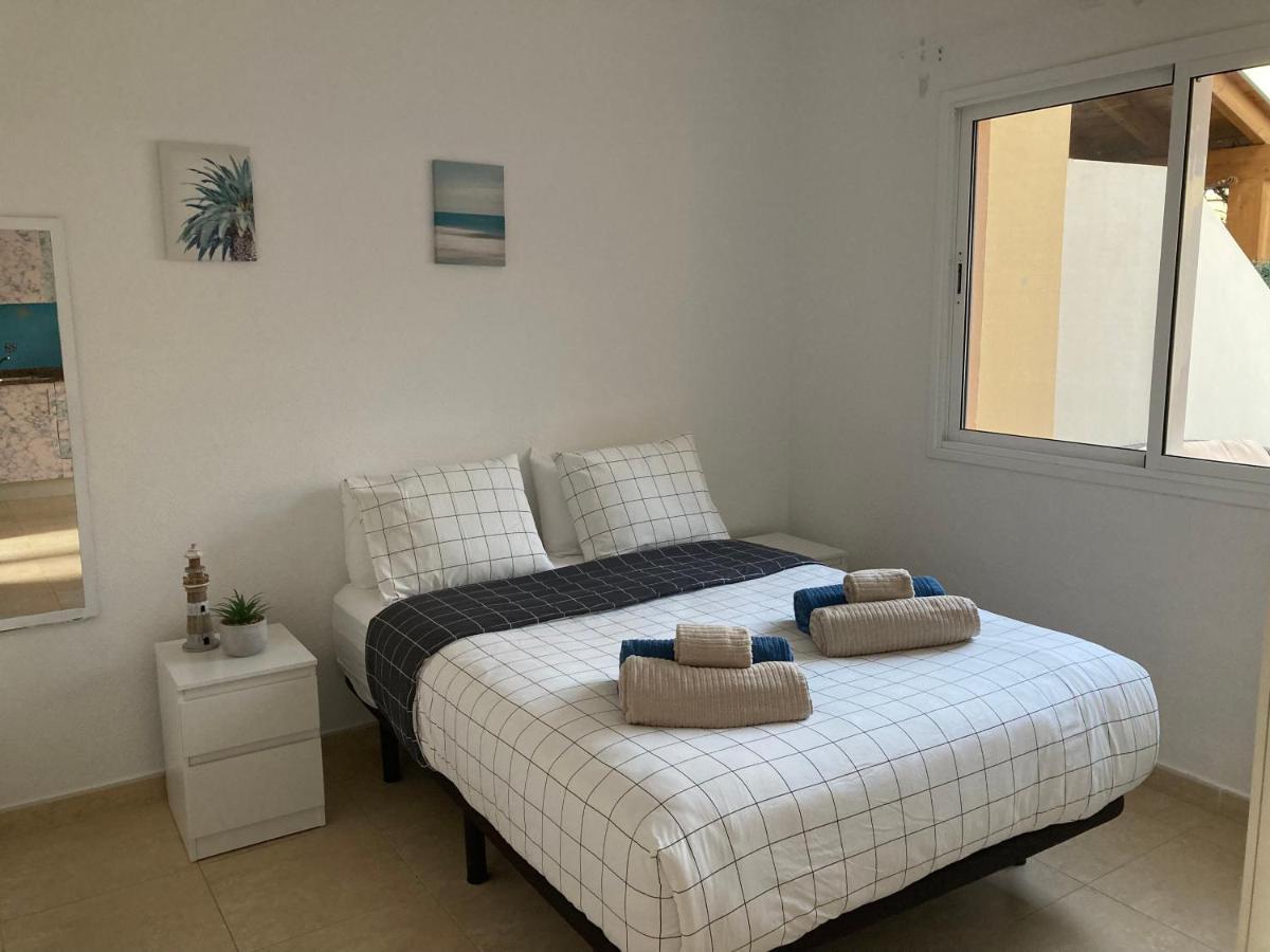 2 Bedroom Pool Apartment Close To Beach Rocky Point Коралео Екстериор снимка