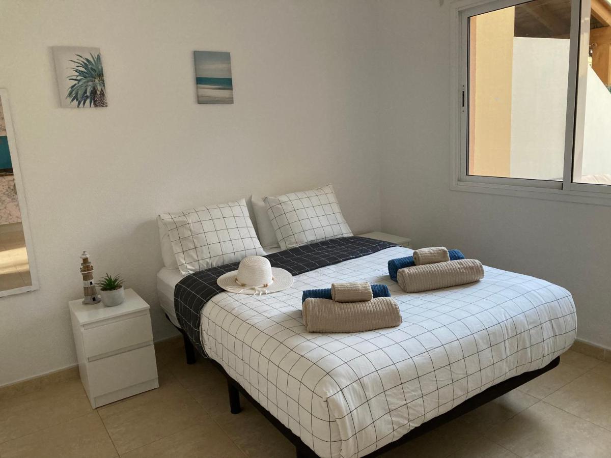 2 Bedroom Pool Apartment Close To Beach Rocky Point Коралео Екстериор снимка