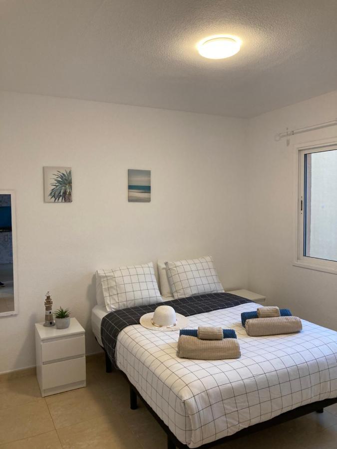 2 Bedroom Pool Apartment Close To Beach Rocky Point Коралео Екстериор снимка